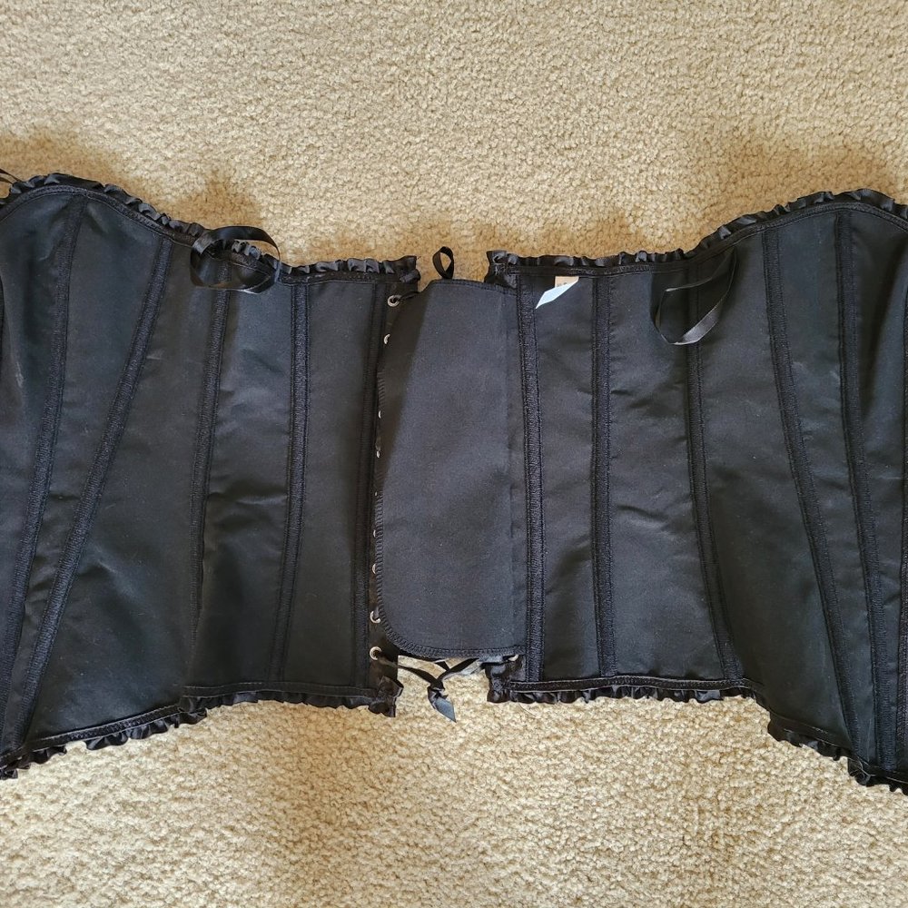 NWOT Black Lace Up Corset Valentine Cosplay - Picture 2 of 5